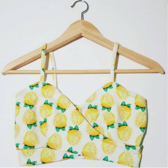 Kimchi Blue Wrap Cami Crop Top Lemon Print - Picture 3 of 6